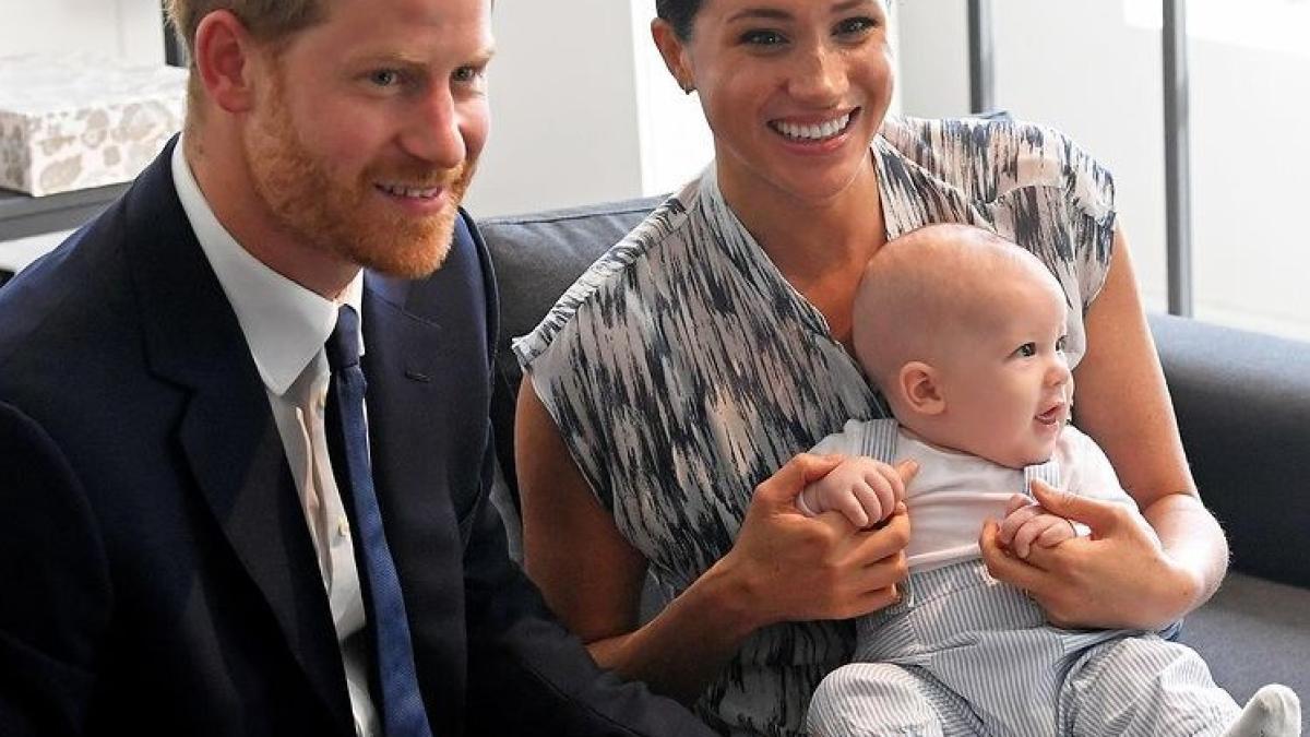 familia-regala--incantata-de-nasterea-fiicei-lui-meghan-si-harry--cum-au-reactionat-cand-au-aflat-numele-neobisnuit-al-micutei_64668500