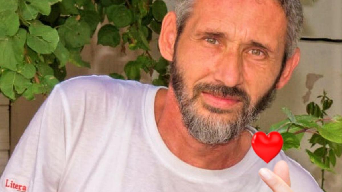 artist-roman-grav-bolnav--pe-care-s-au-facut-studii-de-caz--umilit-de-autoritati--ce-l-obliga-sa-faca-nu-le-doresc-sa-stie-cum-e-sa-fii-handicapat_66606800