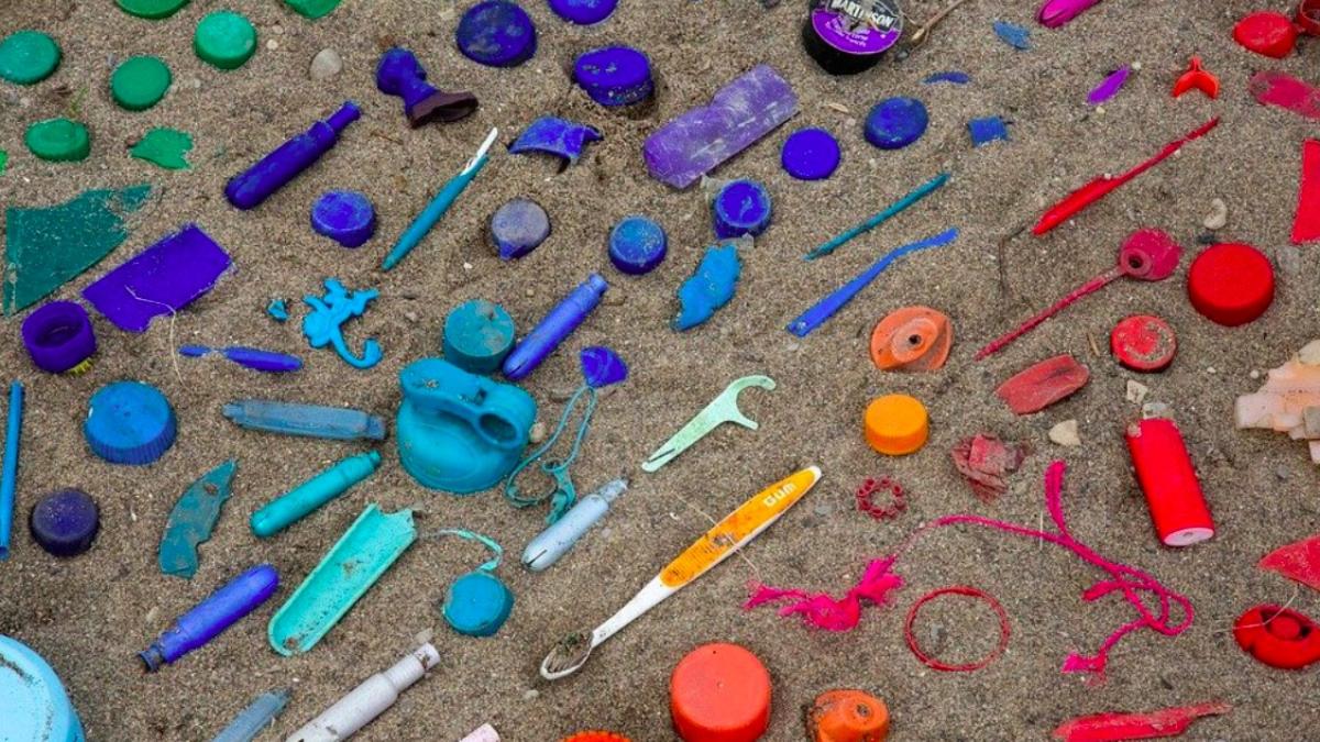 plastic_unica_folosinta_ilustrativ_pxb_95830300