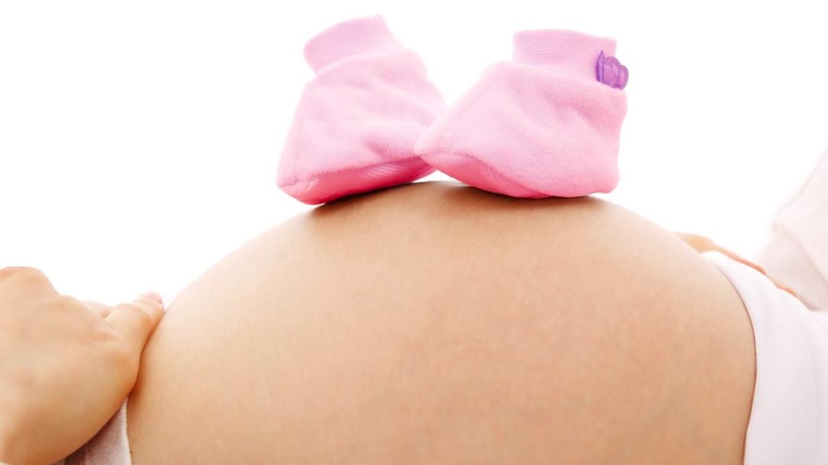 femeie_gravida_copil_fata_pxb_52753700