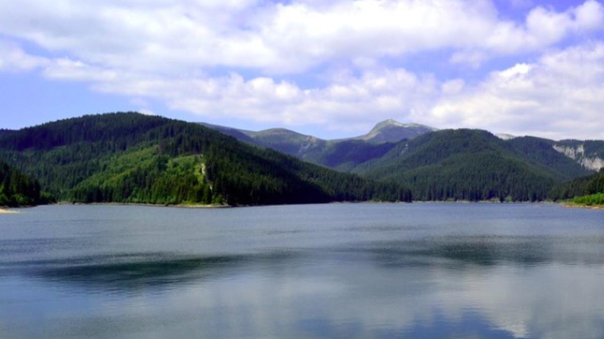 muntii_carpati_romania_ilustrativ_37947000