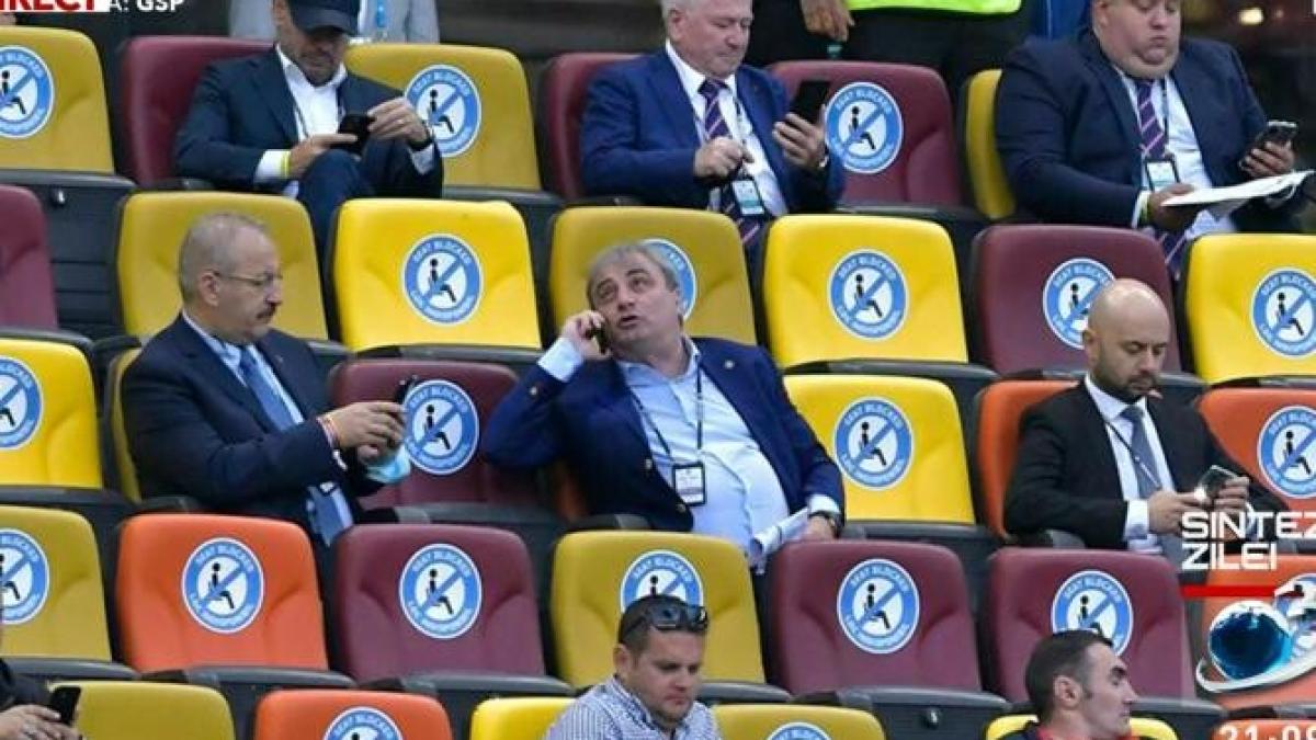 euro-2020--campionii-la-tribuna-a-doua-si-politicienii-la-oficiala--ce-spune-frf--replica-lui-gica-popescu_81626300