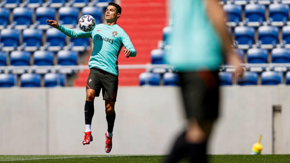 ronaldo_ungaria_portugalia_fb_99600900