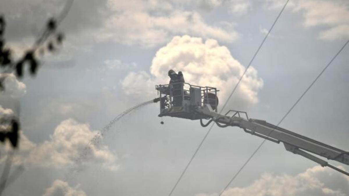 incendiu-la-o-fabricaprc-ccprc-86-din-timisprc-ccprc-a6oara--600-de-persoane-evacuate_94799600