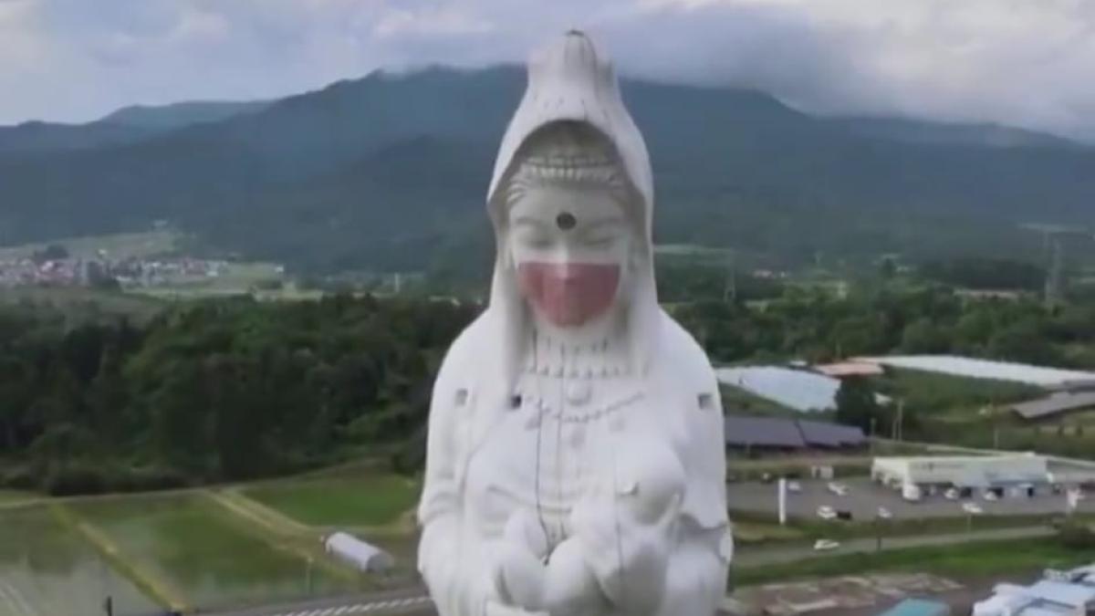 statuie-japonia-masca-de-protectie_38784600