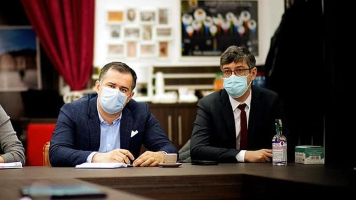 viziteu_bulai_demisie_psd_bacau_fb_03574300