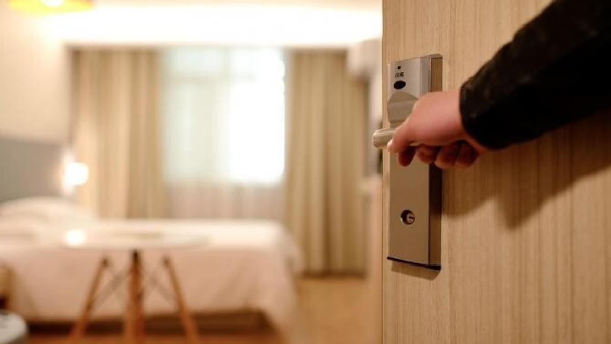 de-rusalii-romaprc-ccprc-82nii-iau-cu-asalt-valea-prahovei--caprc-ccprc-82t-costaprc-ccprc-86-weekendul-prelungit_79670900