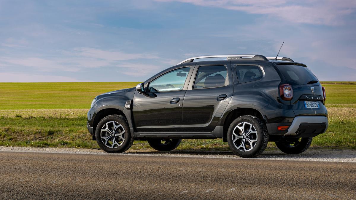 dacia-si-a-schimbat-sigla_94698000