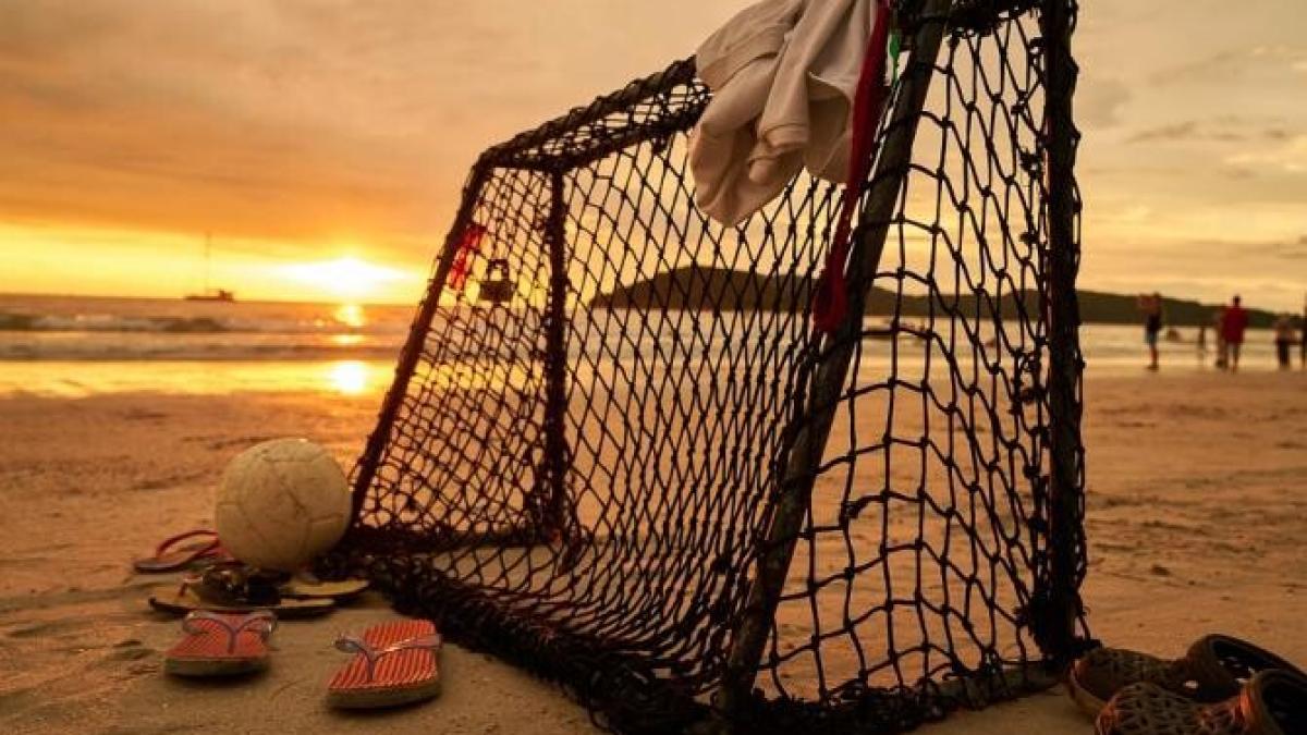 natprc-ccprc-a6ionala-de-fotbal-pe-plajaprc-ccprc-86-a-obtprc-ccprc-a6inut-prima-victorie-iprc-ccprc-82n-preliminariile-campionatului-mondial_01414200