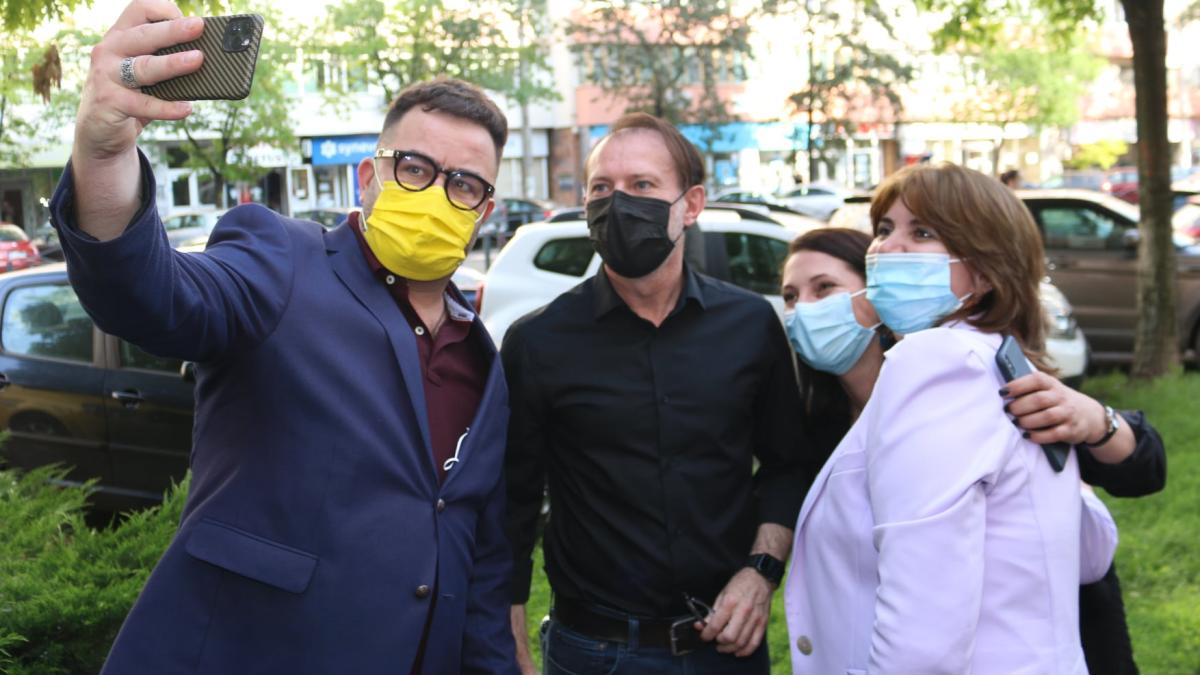 monica-anisie_69260000