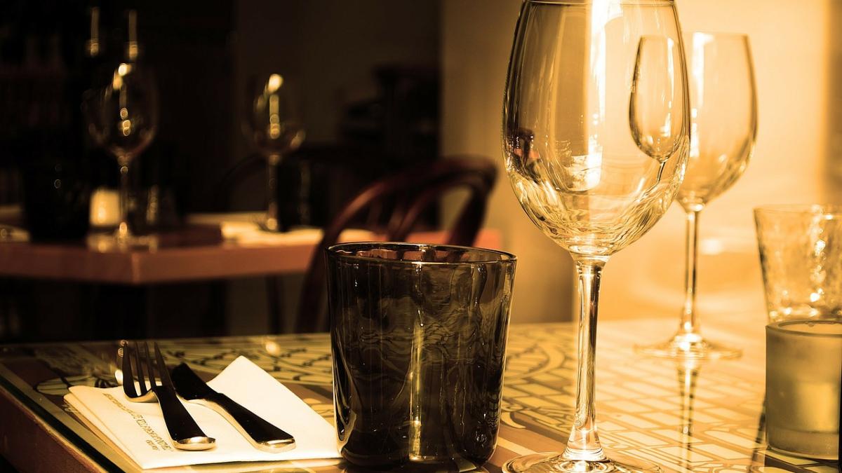 cina_restaurant_pxb_42381300