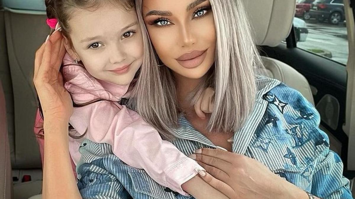 bianca-dragusanu--disperata--nu-stiu-ce-sa-mai-fac--fiica-ei-si-a-lui-victor-slav--probleme-de-sanatate_55383000