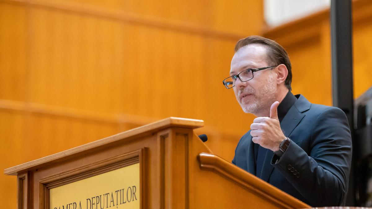 florin-citu-parlament-suprat-ludovic-orban_74150200