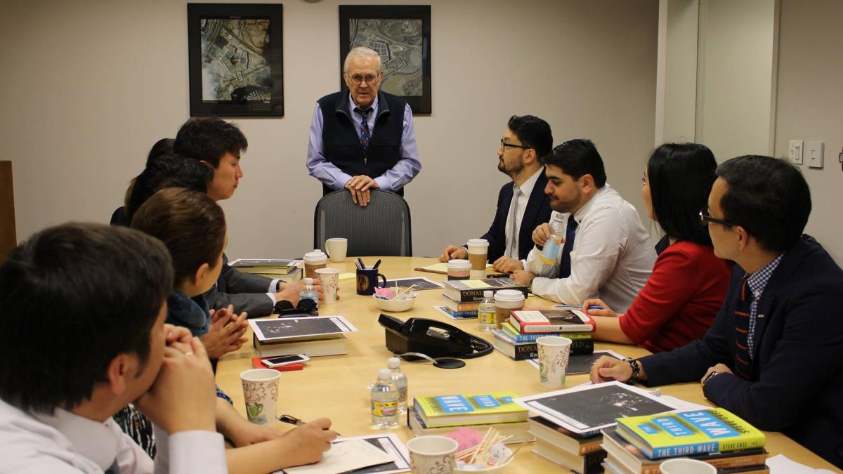 donald_rumsfeld_pentagon_mort_fb_56401500