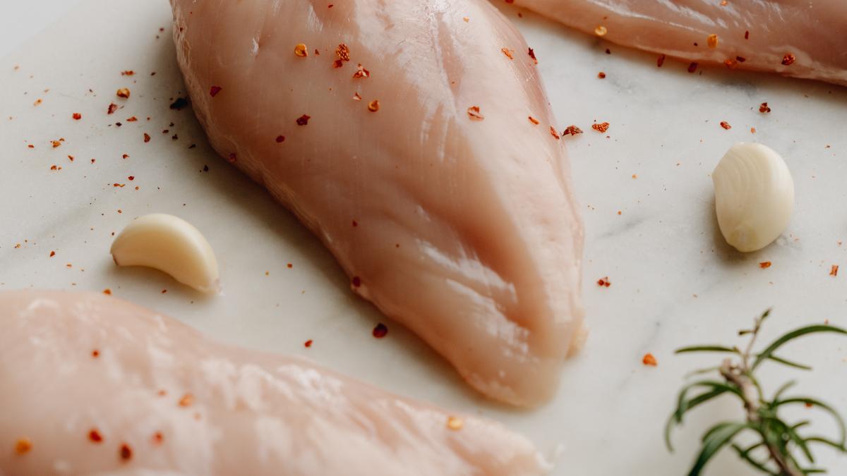 piept-pui-pexels-alleksana-6107727_01710100