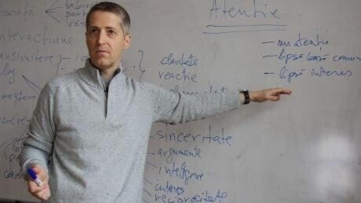 radu_herjeu_armand_spital_paza_58015900