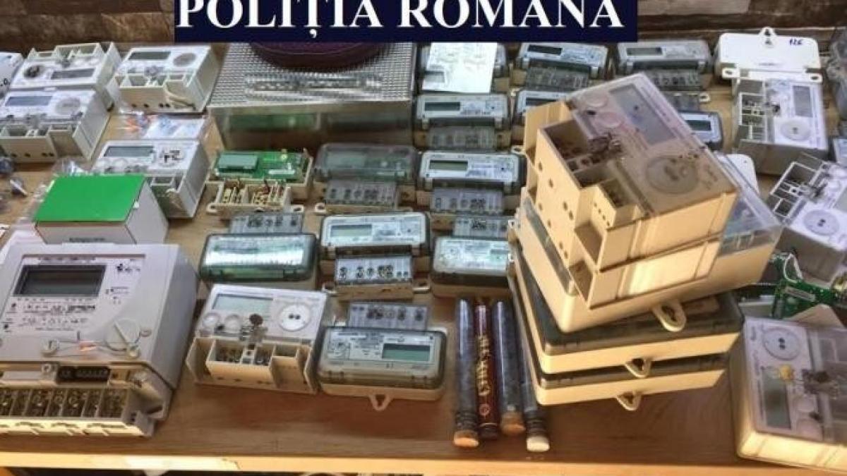 perchezitii_furt_energie_electrica_22906000