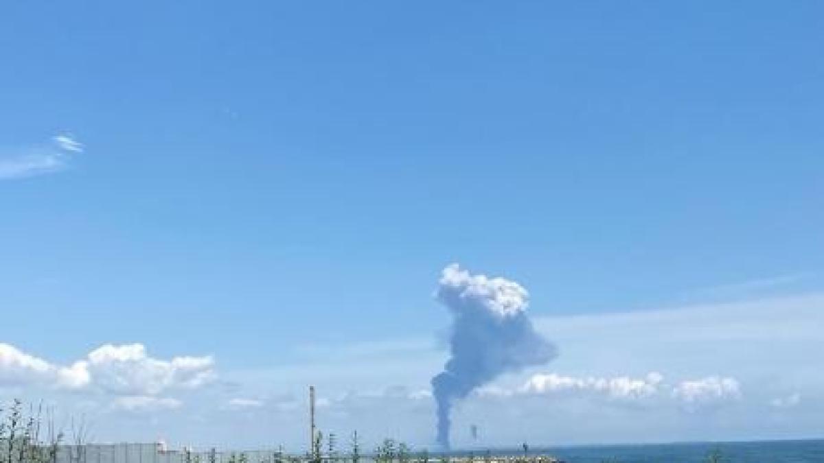 explozie-petromidia--sursa-garda-de-mediu-constanta_63983600