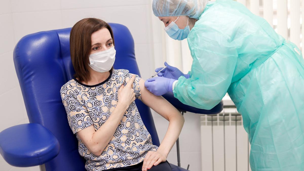 maia-sandu-s-a-imunizat-cu-astrazeneca_12550800