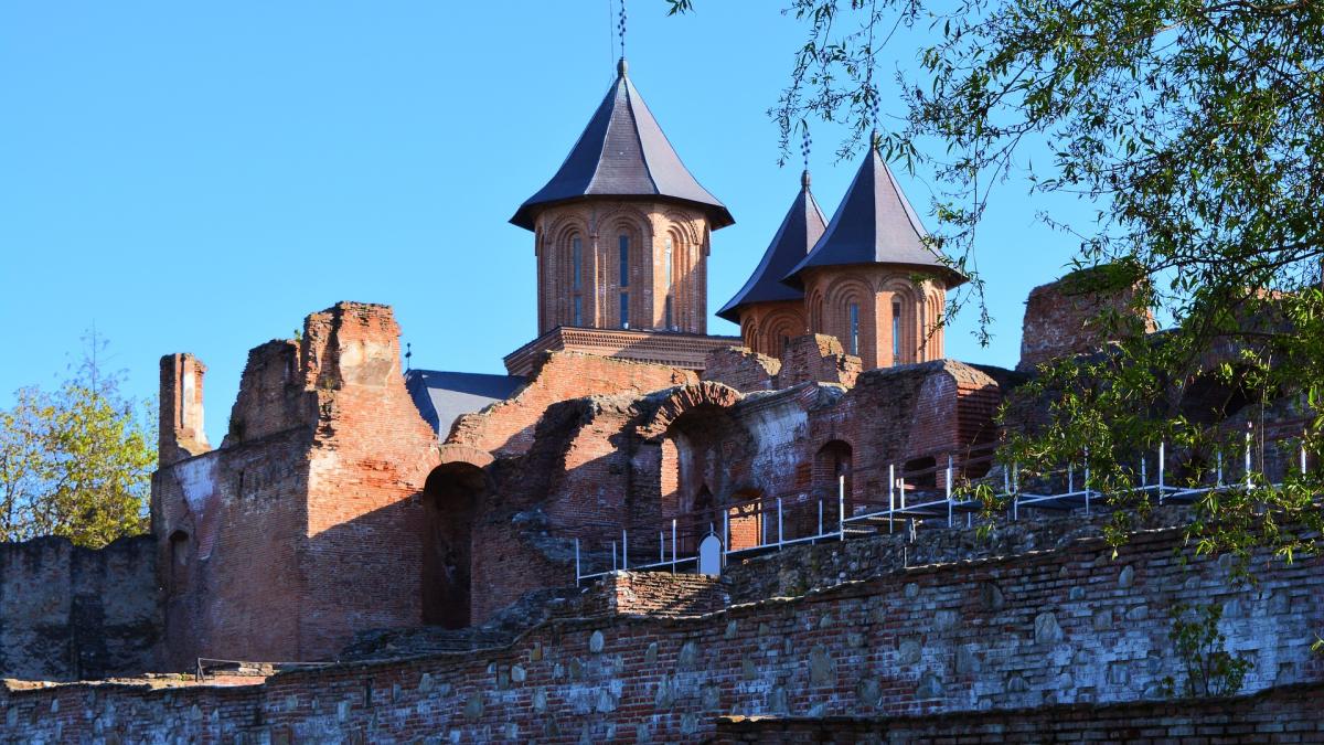 tower-1849898_1920_33571300