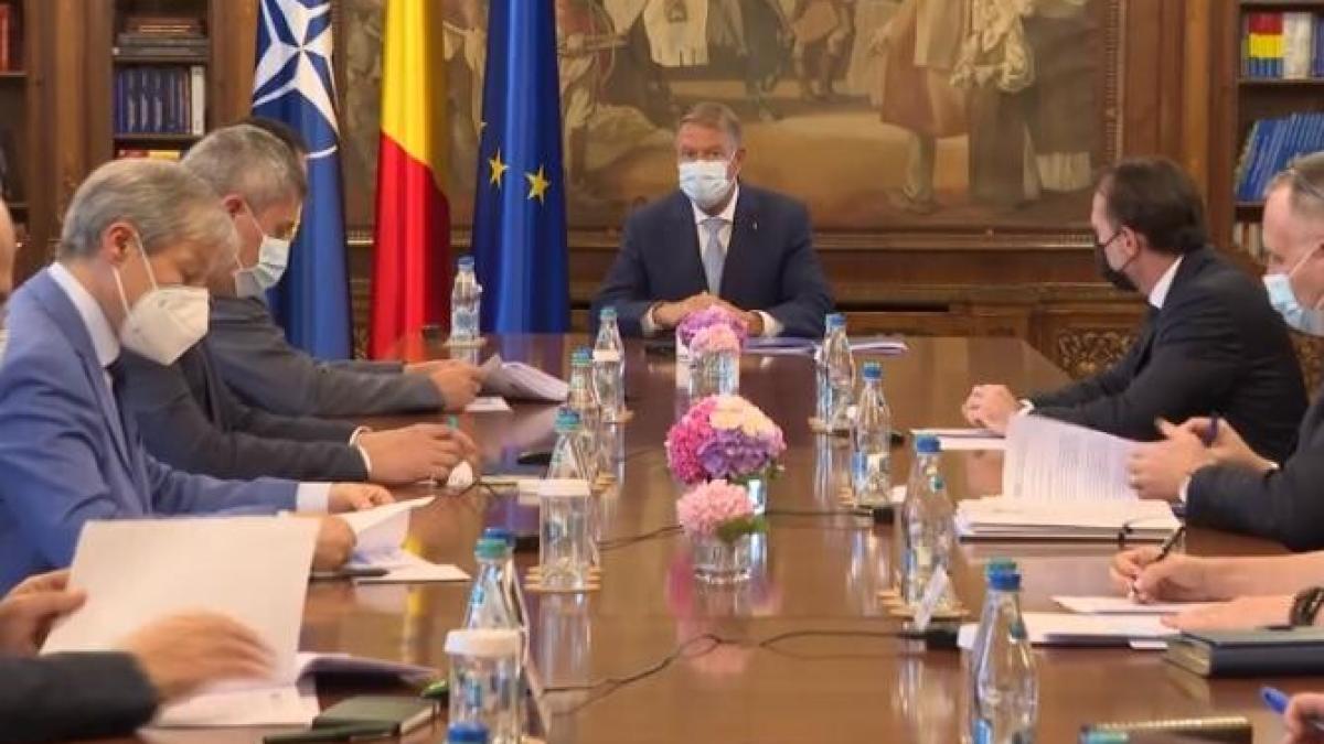 iohannis-a-inceput-consultarile-pe-tema-proiectului-romania-educata_48786900