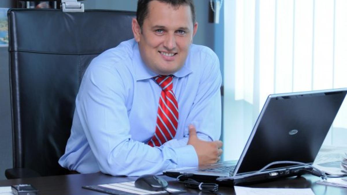 nicusor-dan--obligat-sa-isi-dea-demisia--piperea--anunt-e-oficial-exista-date-si-probe-suficiente_04846100