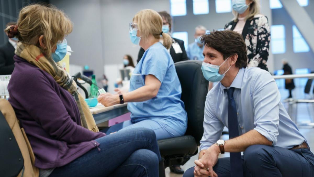 turistii-nevaccinati--interzisi-in-canada-pentru-un-timp--afirma-premierul-trudeau_92738900