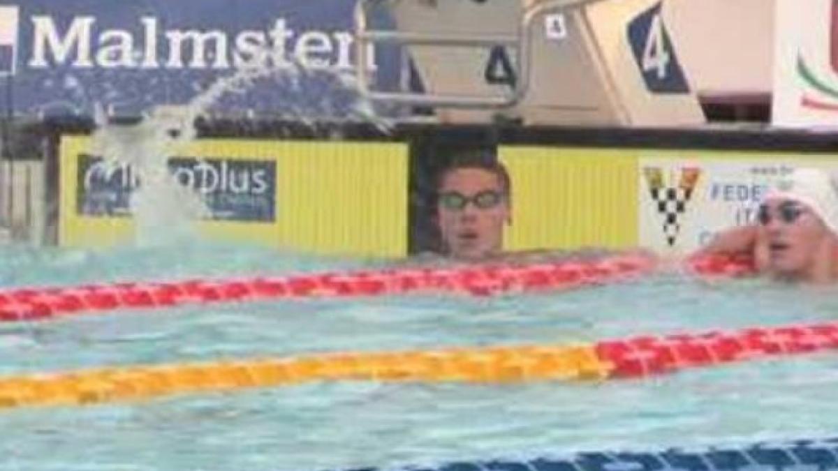 nou-record-mondial-la-inot--david-popovici--medaliat-cu-aur-la-europenele-de-juniori-in-proba-de-100-m-liber_46454000