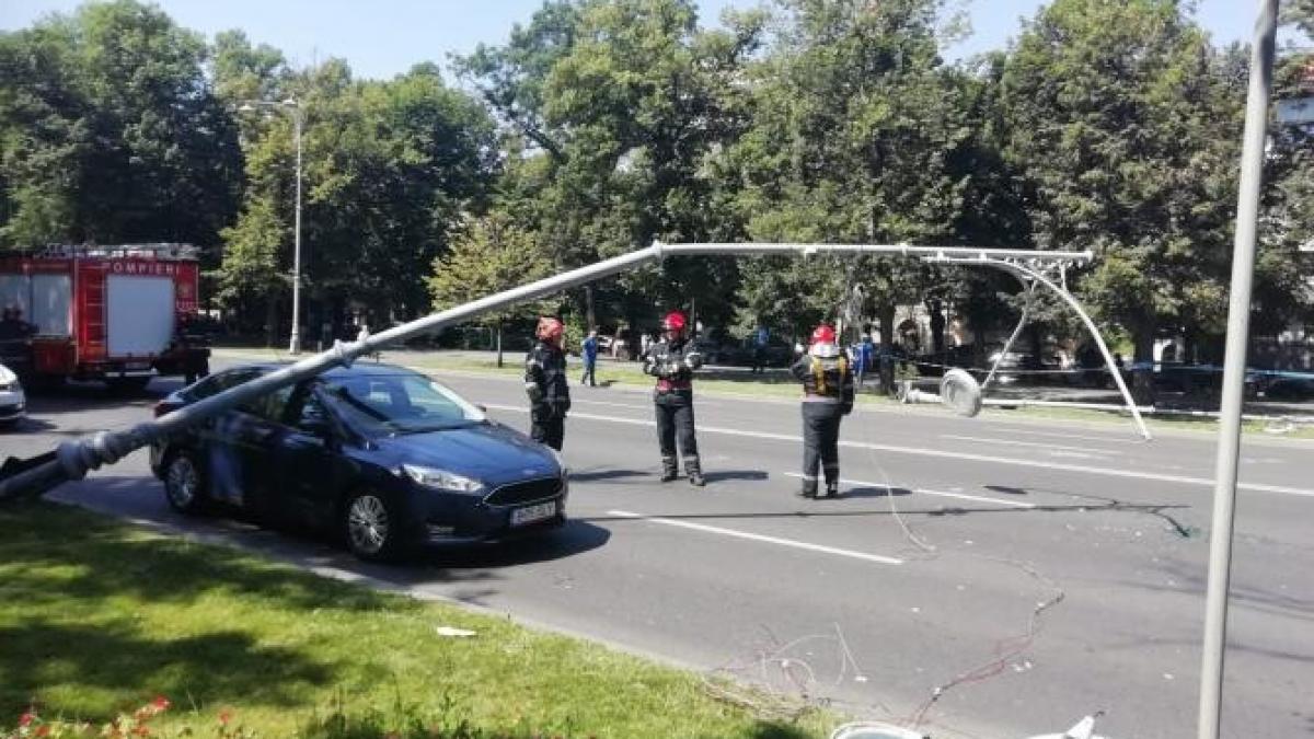 elicopter---militar-bucuresti_18439600