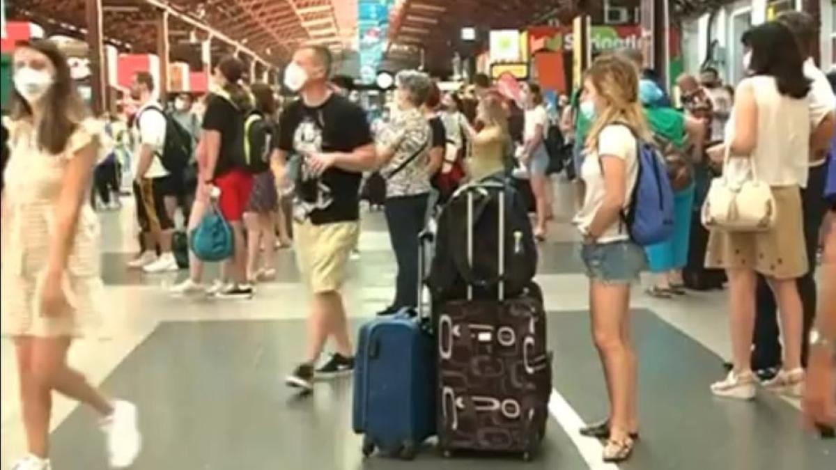 aglomeratie-tren-constanta_33864700