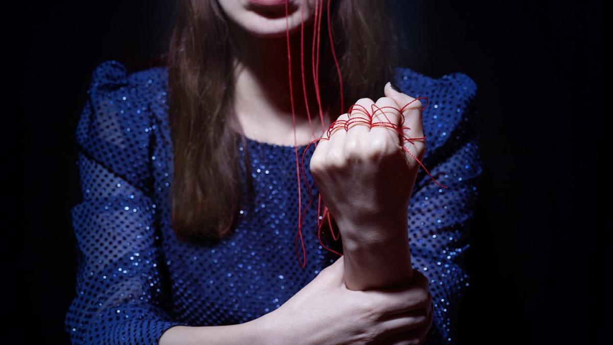 fiica-ambasadorului_03794600