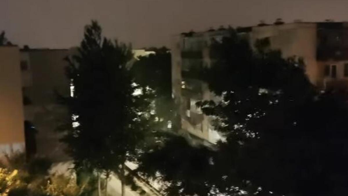 furtunaprc-ccprc-86-puternicaprc-ccprc-86-la-cluj-napoca--centrul-orasprc-ccprc-a6ului--inundat_21526900