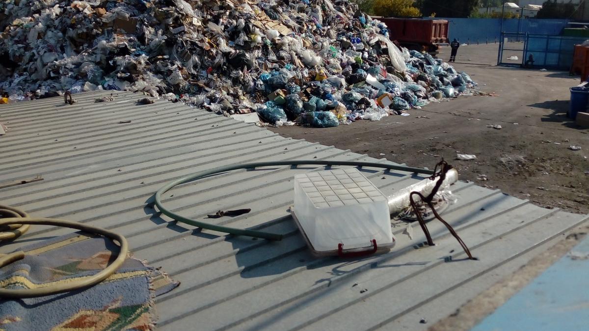 groapa_gunoi_s6_3_06568500