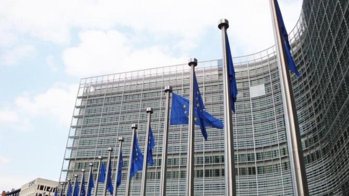 comisia-europeanaprc-ccprc-86-simplificaprc-ccprc-86-normele-privind-ajutoarele-de-stat_37807200