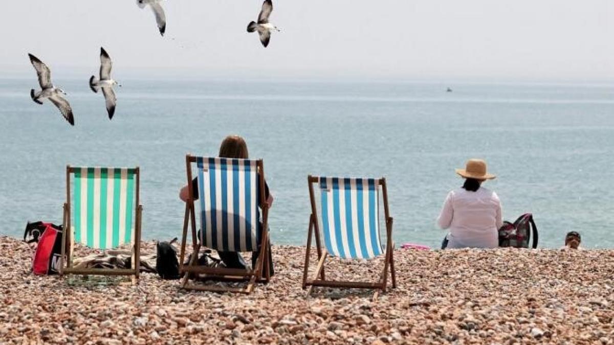 cum-oferim-primul-ajutor-persoanelor-afectate-de-caniculaprc-ccprc-86_06618500