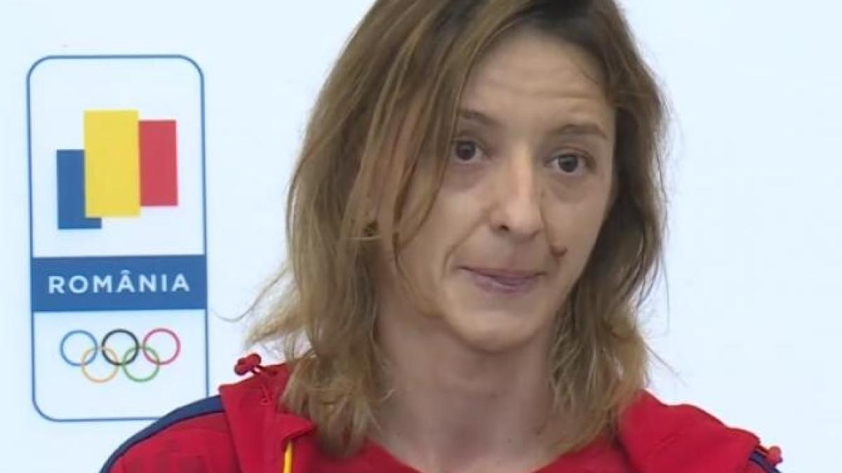 val-de-reactii-dupa-ce-ana-maria-popescu-l-a-facut-praf-pe-ministrul-novak-rusine-sa-va-fie-sali--bazine--arene--nu-banca-plina-de-invoiti-cu-scutiri-medicale_76278100