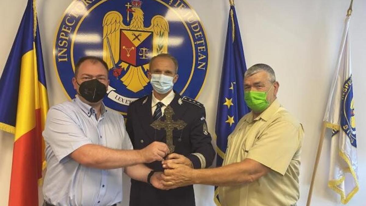 cruce_procesiune_recuperata_cisnadie_28873600