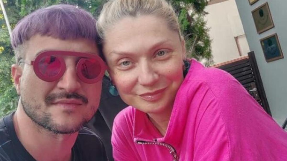 cristina-cioran--criticata-dupa-ce-s-a-dus-la-mare--in-timp-ce-fetita-ei-e-in-spital-e-foarte-greu-sa-accept-situatia--de-fapt_66486300