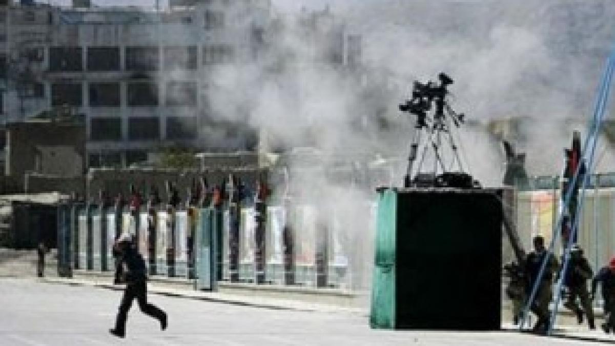 talibanii-atac-karzai-dece