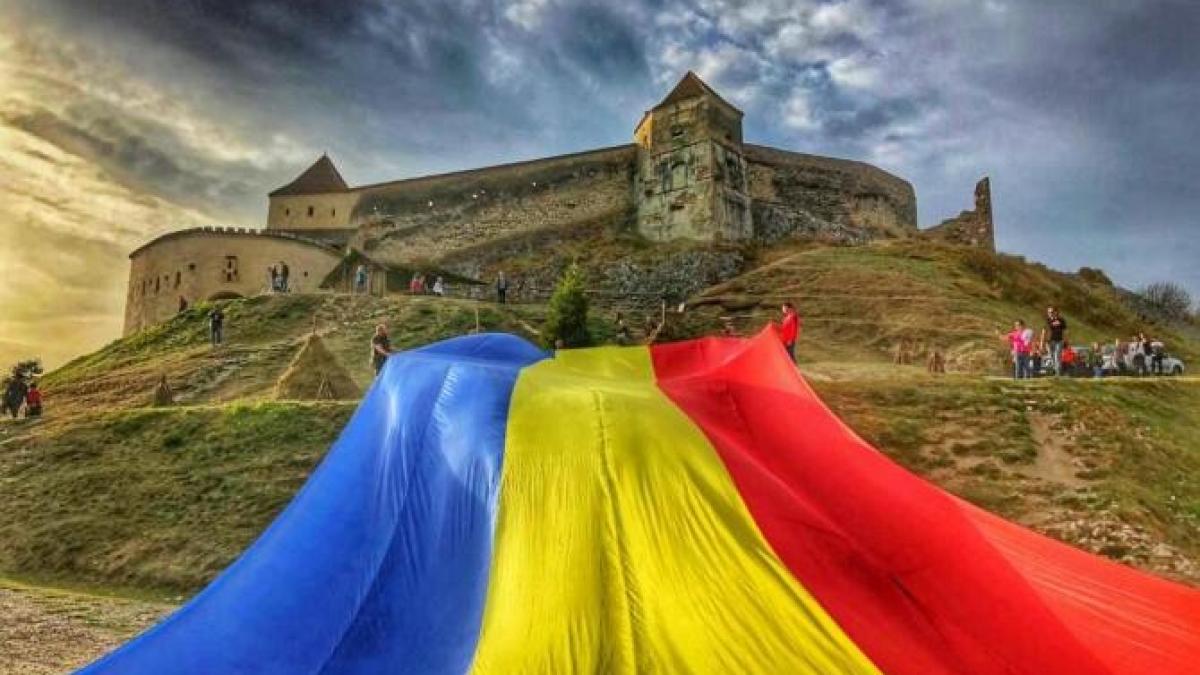 eroi-din-toataprc-ccprc-86-lumea-vin-la-raprc-ccprc-82sprc-ccprc-a7nov--la-o-nouaprc-ccprc-86-editprc-ccprc-a7ie-a-festivalului-de-film-sprc-ccprc-a7i-istorii_91031300