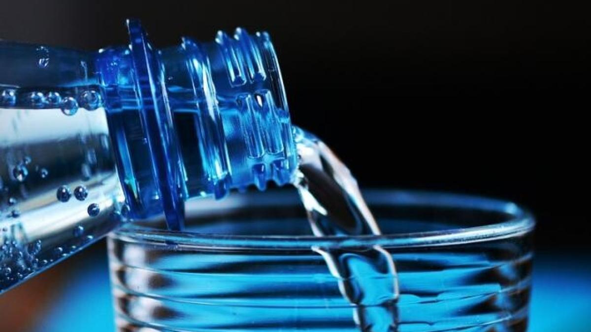 apa-din-bidoane-de-plastic-poate-duce-la-cancer--ce-au-descoperit-inspectorii-anpc_89646800