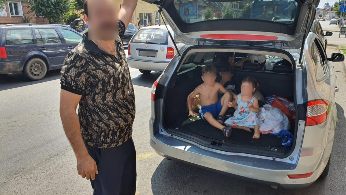 copii_portbagaj_politie_fb_53297100