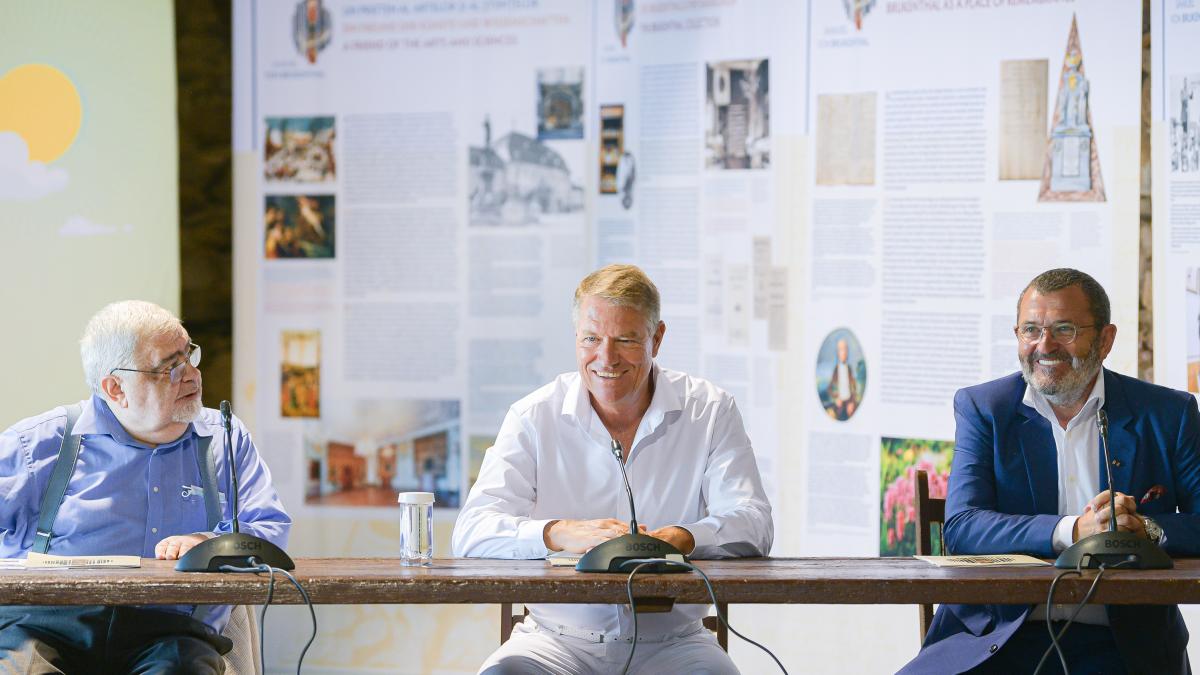 forum-haferland-1-august-2021-12_presedintele-romaniei--dl--klaus-iohannis_dl--michael-schmidt_dl--andrei-plesu_85481600