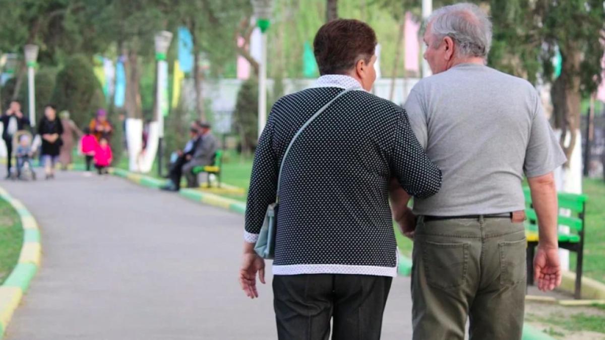 femei_femeie_parc_varstnica_sanatate_pxb_ilustrativ_03313200