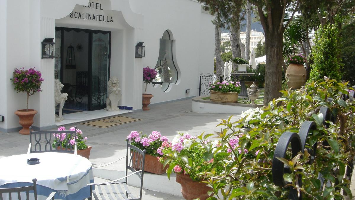 vacanta-in-italia--concediu-in-renumita-insula-capri-galerie-foto-1_90579100