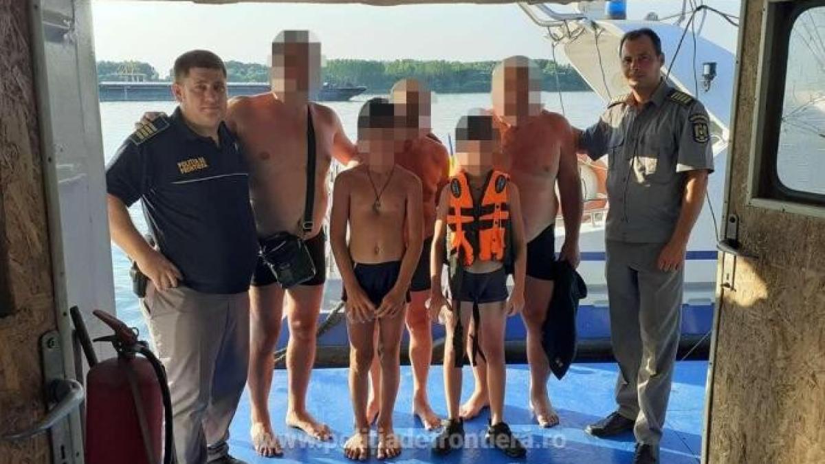 cinci-cetaprc-ccprc-86tprc-ccprc-a6eni-bulgari-salvatprc-ccprc-a6i-de-la-iprc-ccprc-82nec-de-caprc-ccprc-86tre-politprc-ccprc-a6isprc-ccprc-a6tii-de-frontieraprc-ccprc-86-doljeni_35873300