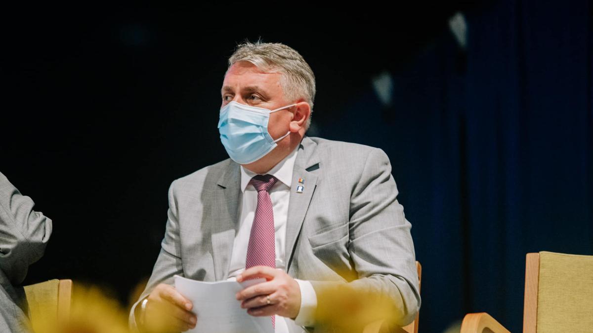 bode--despre-bratarile-electronice--dupa-cazul-educatoarei-ucise-de-sot-operationalizarea-trebuie-sa-se-faca-mai-repede-de-1-martie-2022_24259600