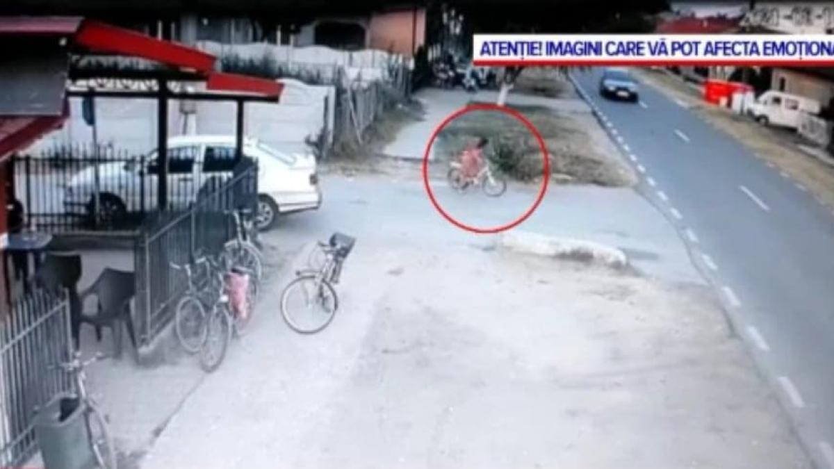 copila-dolj-lovita-de-masina_09041300