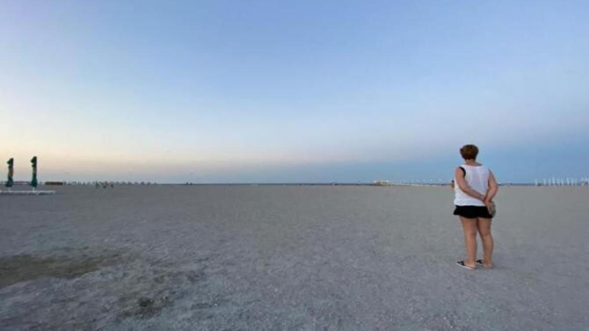 plaja_extinsa_mamaia_foto_dcnews_48269500