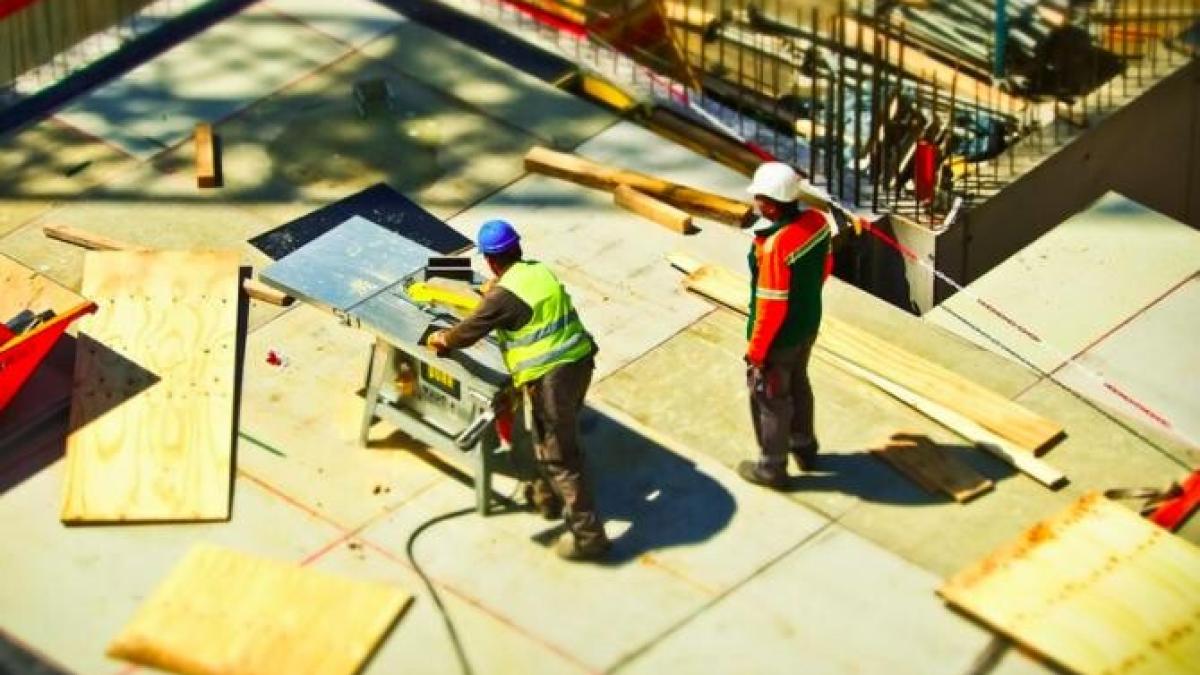 muncitori_ilustrativ_romania_pxb_86556300